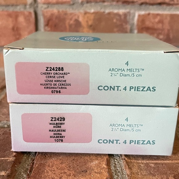 2 Boxes of PartyLite Aroma Melts - Mulberry & Cherry Orchard - Picture 3 of 4